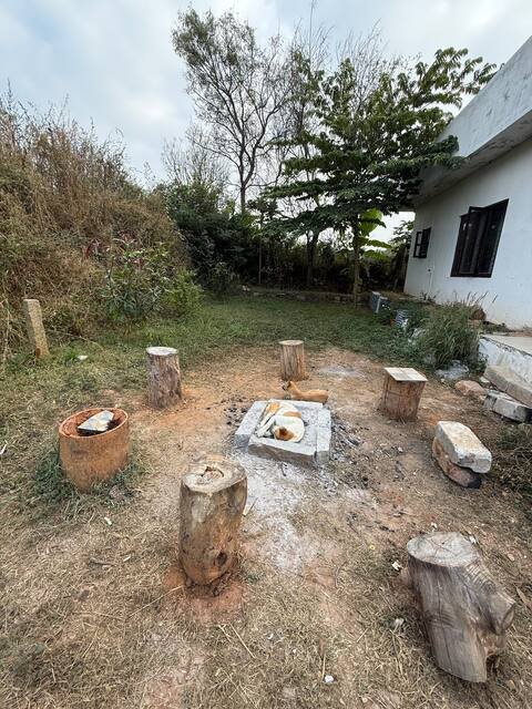 Valley View Farm Log Seating - Kanakapura Road Farmhouse